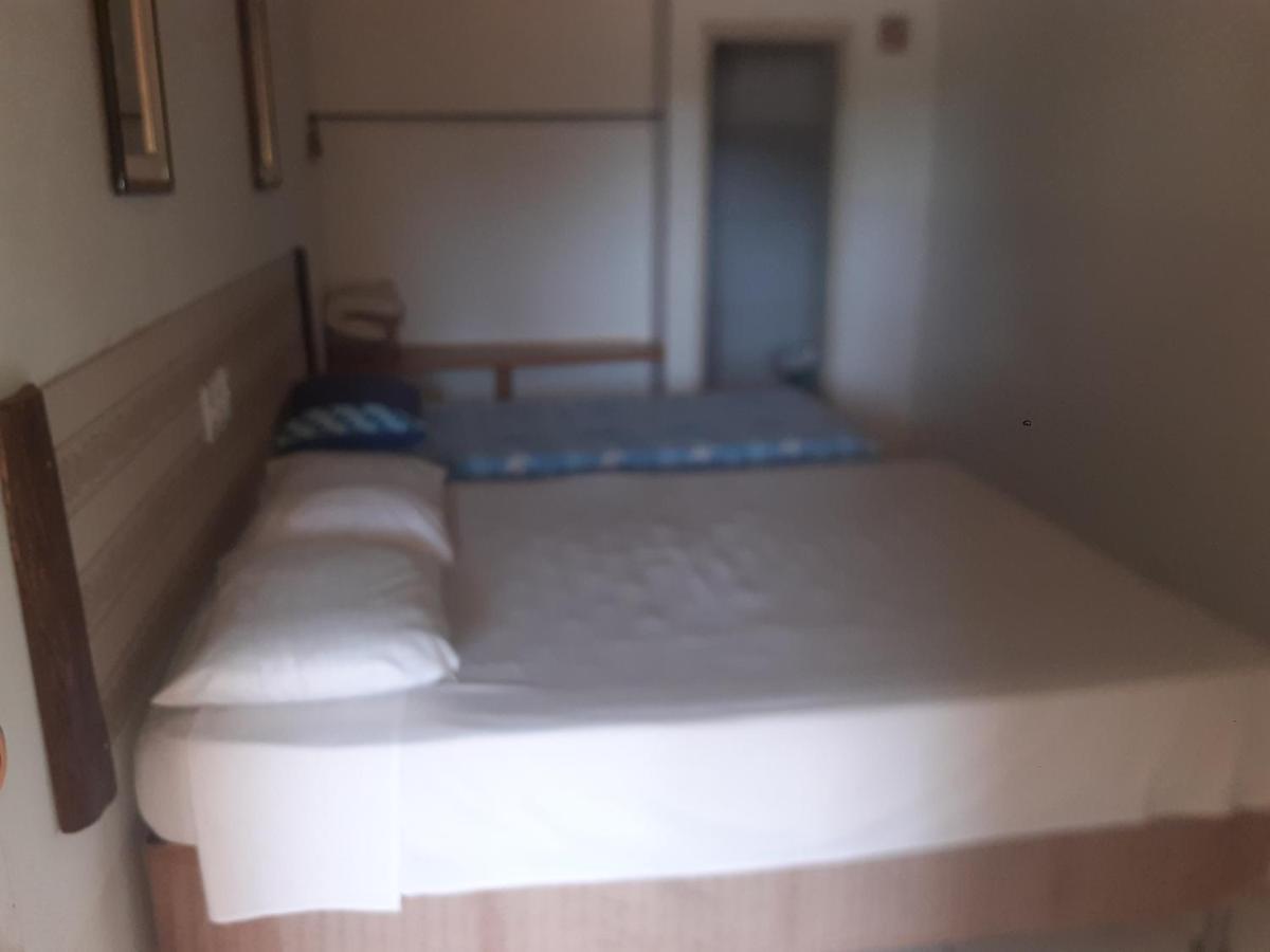 Canoas Hotel Poconé المظهر الخارجي الصورة