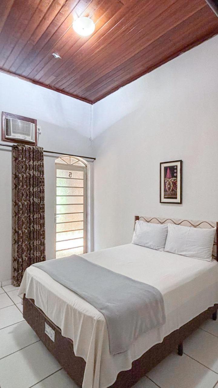 Canoas Hotel Poconé المظهر الخارجي الصورة