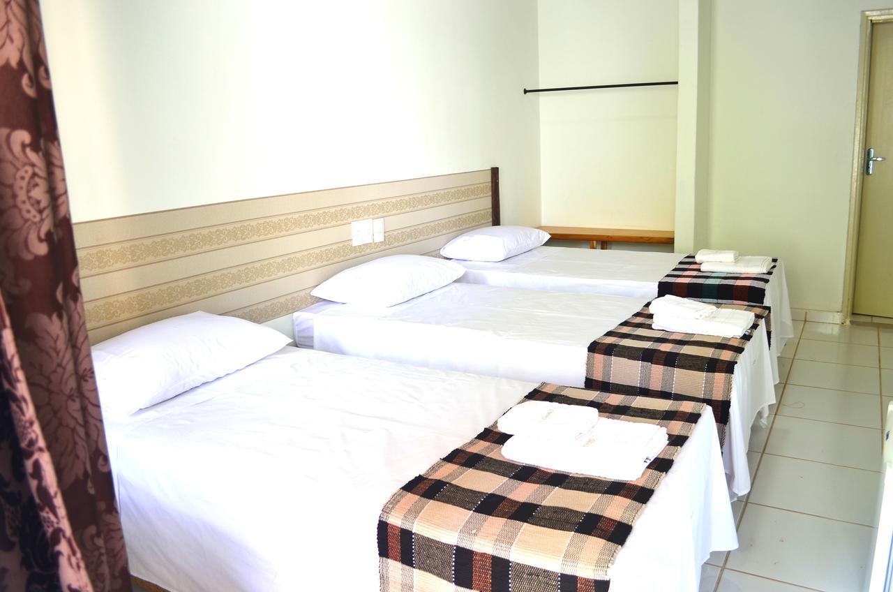 Canoas Hotel Poconé المظهر الخارجي الصورة