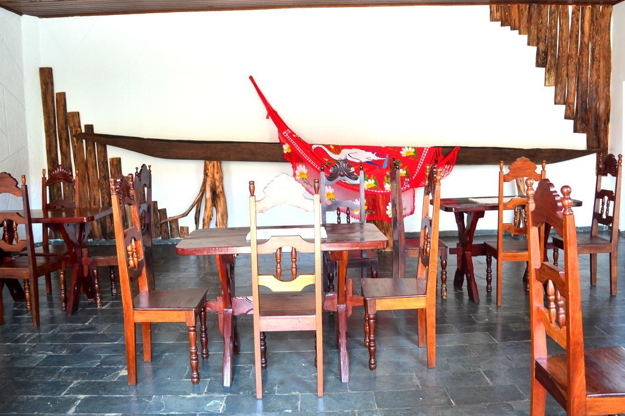 Canoas Hotel Poconé المظهر الخارجي الصورة