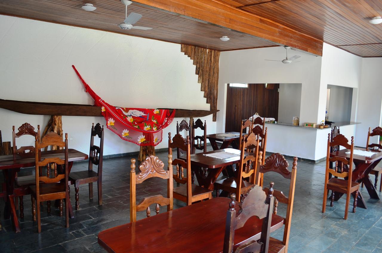 Canoas Hotel Poconé المظهر الخارجي الصورة