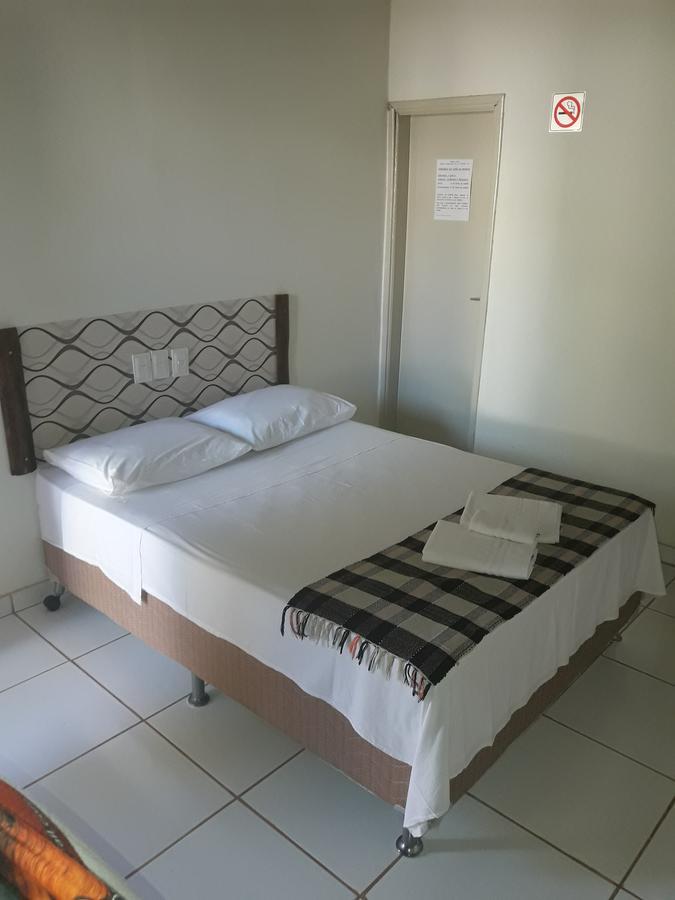 Canoas Hotel Poconé المظهر الخارجي الصورة